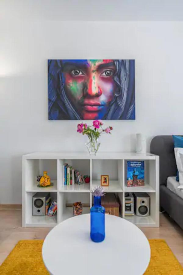 Cosy & Chic Studio Close By Victoria Square บูคาเรสต์ ภายนอก รูปภาพ